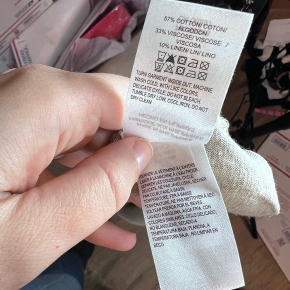 Lucky Brand Linen Blend Bandanna Print Tee - Picture 7 of 8